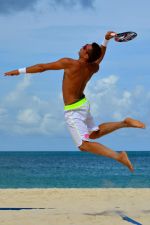beach-tennis-aruba-643880.jpg